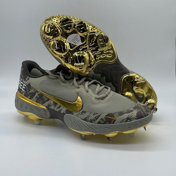 Nike Other - Men’s Nike Alpha Huarache Elite 3 Low "Land of the Free" USA DA1676-290